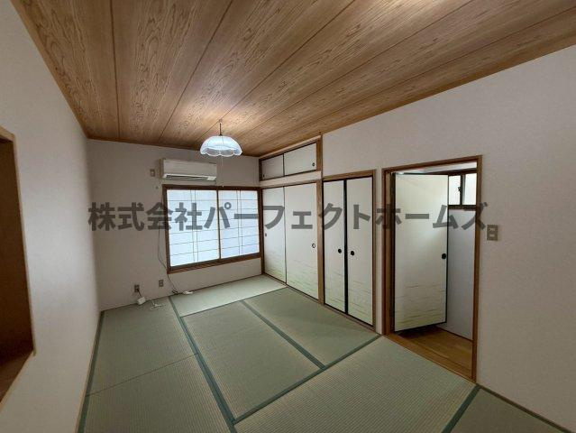 長尾家具町1丁目戸建　賃貸の和室|趣のある和室です
