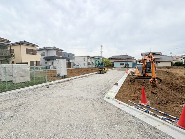 川越市南大塚3丁目　建築条件なし売地　西武新宿線『南大塚駅』徒歩8分　【大東東小学区】の前面道路含む現地写真