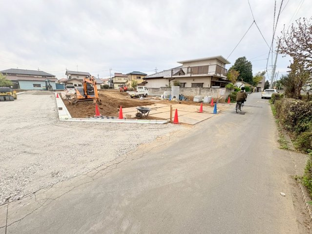 川越市南大塚3丁目　建築条件なし売地　西武新宿線『南大塚駅』徒歩8分　【大東東小学区】の前面道路含む現地写真