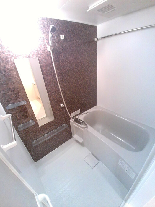 エクラシエールの浴室