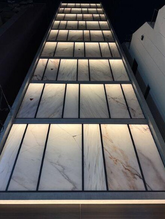 大阪市中央区宗右衛門町の店舗事務所