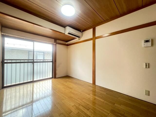 メゾン文京の居間・リビング