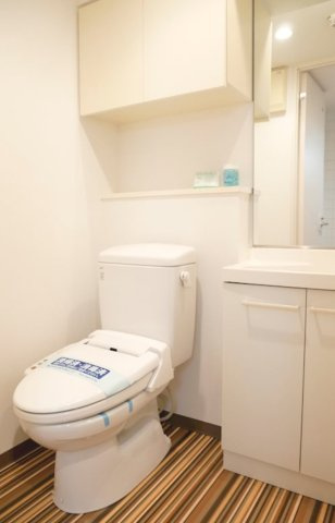 ステージファースト上北沢の独立洗面台