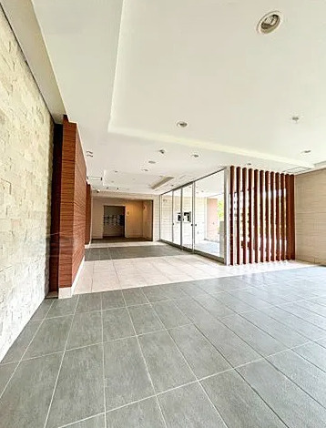 MＪＲ久留米ステーションレジデンス【キャッシュバック対象物件】のロビー|落ち着いたロビーです