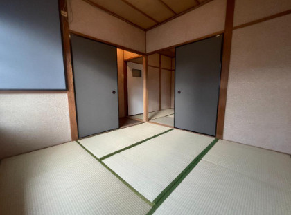 利回り12％！高見の里駅徒歩8分・月4.2万円で賃貸中テラスの和室