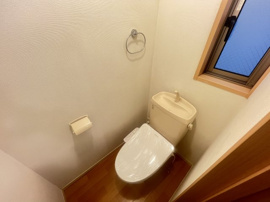 落ち着いたトイレです