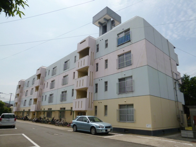 高嶋コーポ【キャッシュバック対象物件】のロビー|建物の内部です