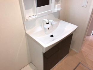 洗髪洗面化粧台