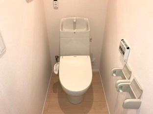 シャワー付トイレ