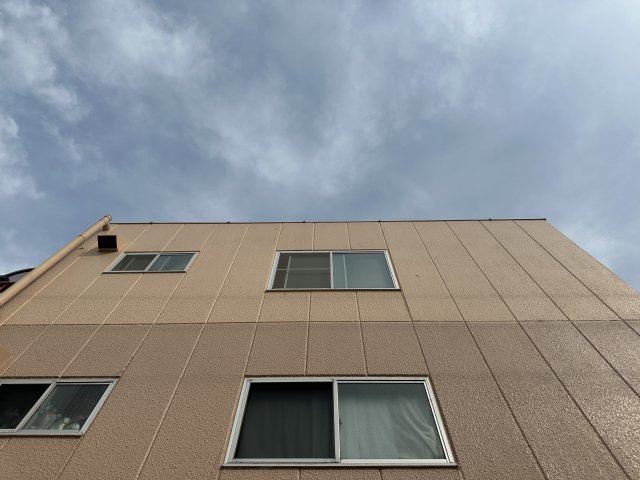 狛江市和泉本町１丁目の賃貸マンションの外観