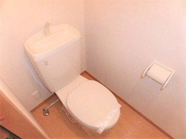 清潔感のあるトイレです