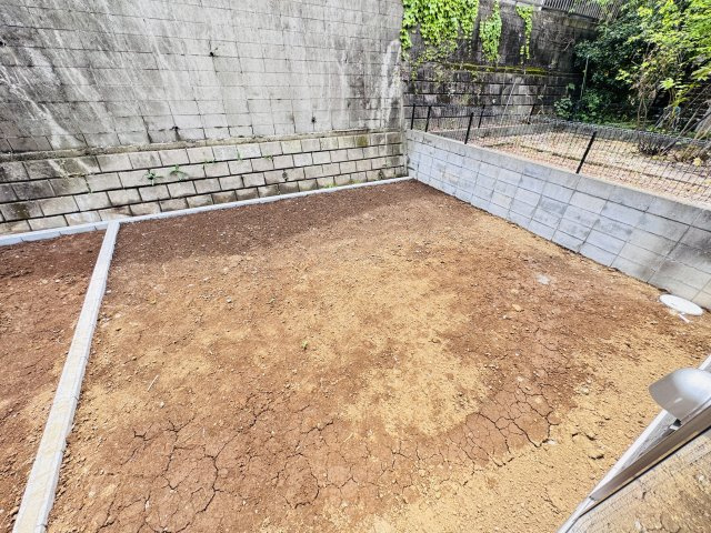 松戸市小金原５丁目新築戸建【貝の花小学校:６分】の庭|南側庭スペース