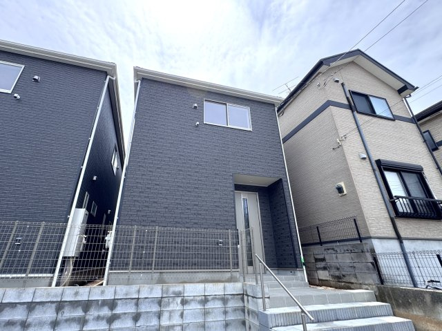 松戸市小金原５丁目新築戸建【貝の花小学校:６分】の外観|1号棟・完成済み内覧可能です！！