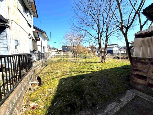 ６６７３１　関市倉知土地の外観