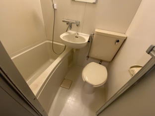 シンプルで使いやすいトイレです