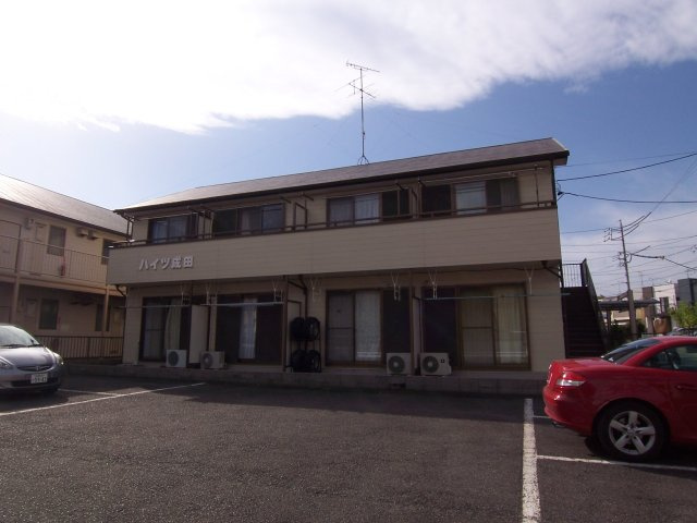 ハイツ成田のロビー