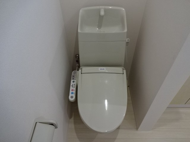 シャワー付トイレ