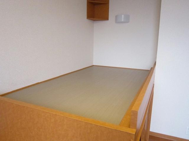 レオパレスカメリアウエストのその他