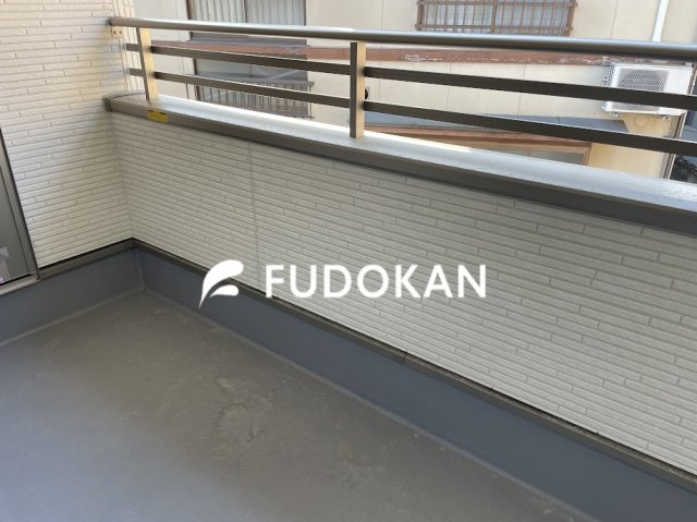 山形市花楯4期【新築建売】のバルコニー|洗濯は外干ししたいけど、外の目やお天気が気になる方注目です。
