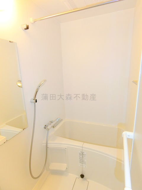 Gloss Terraceの浴室|浴室乾燥機付きのバスルーム　お風呂