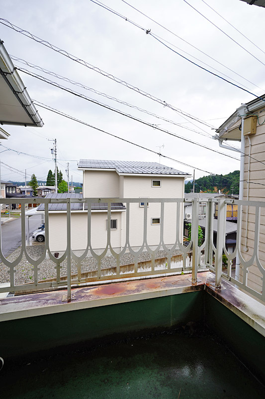 2026/2/4価格変更　中古　高山市下岡本町　880万のバルコニー