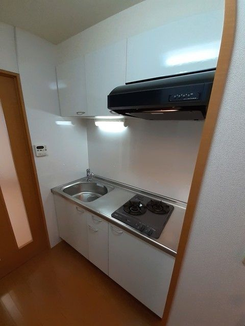 コーラル　ブルーのキッチン