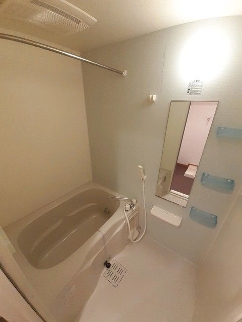 コーラル　ブルーの浴室