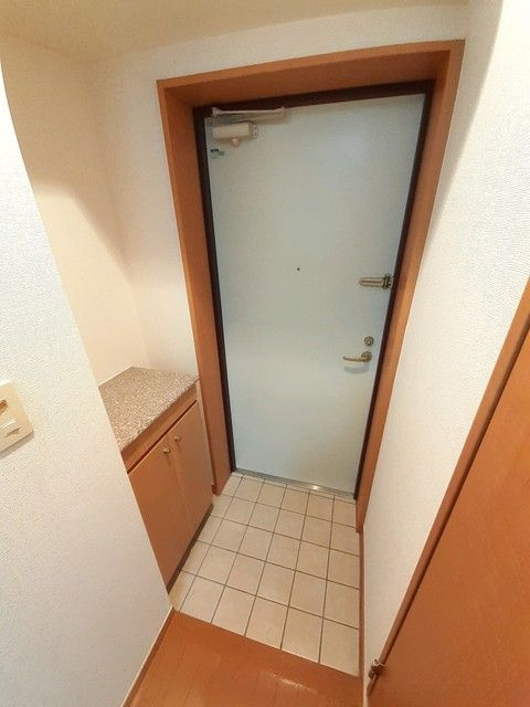 コーラル　ブルーの玄関