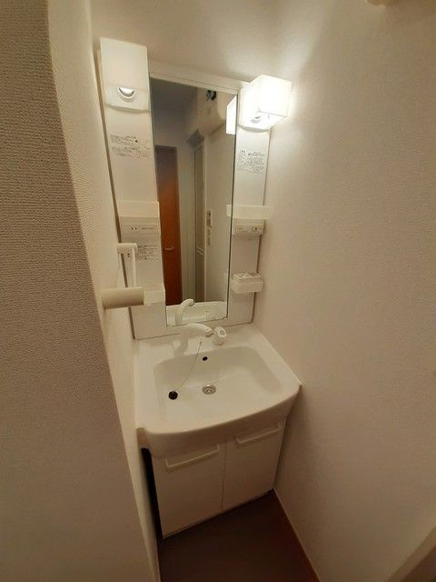 コーラル　ブルーの洗面所