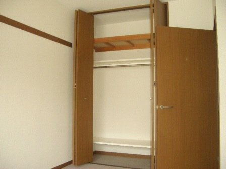 近藤マンション|クローゼット広々使えます