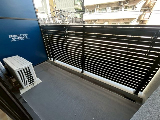 S-RESIDENCE難波大国町dominaのバルコニー