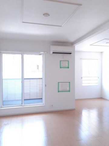 【居間・リビング】