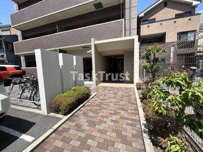 【エントランス】 | デセンテ北梅田