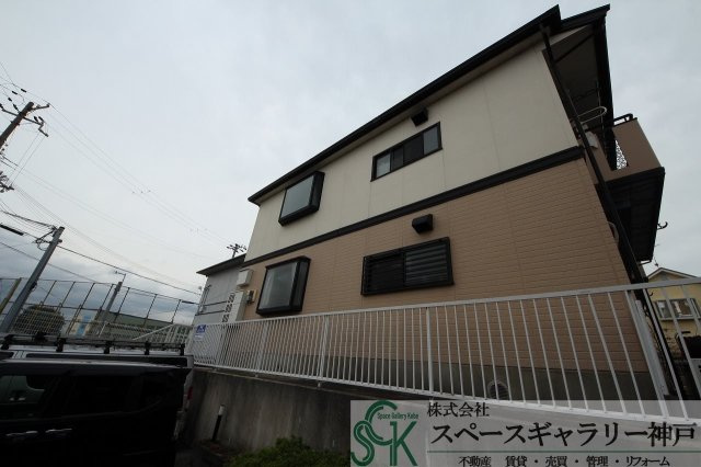 エクセルハイツ桃山の外観