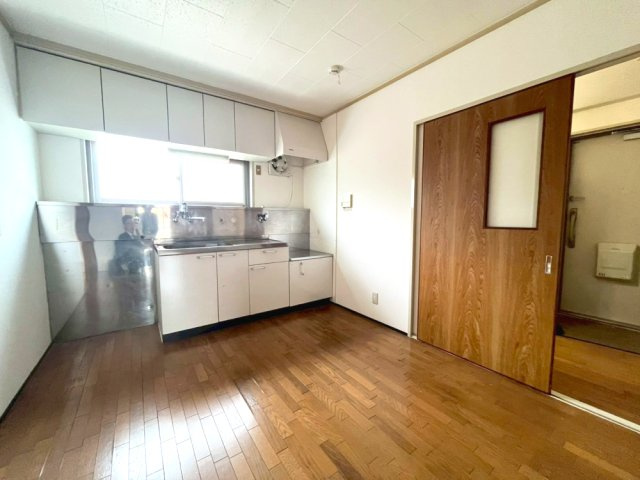 名谷8団地36号棟のキッチン|キッチンです