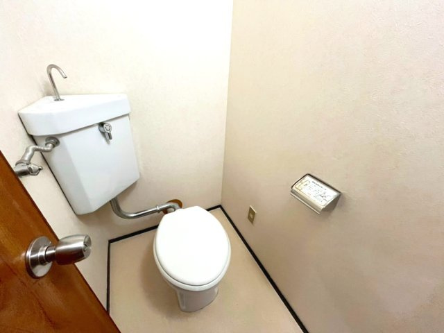 名谷8団地36号棟のトイレ|コンパクトで使いやすいトイレです