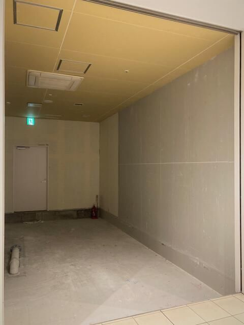 戸塚西口共同ビル（トツカーナ）