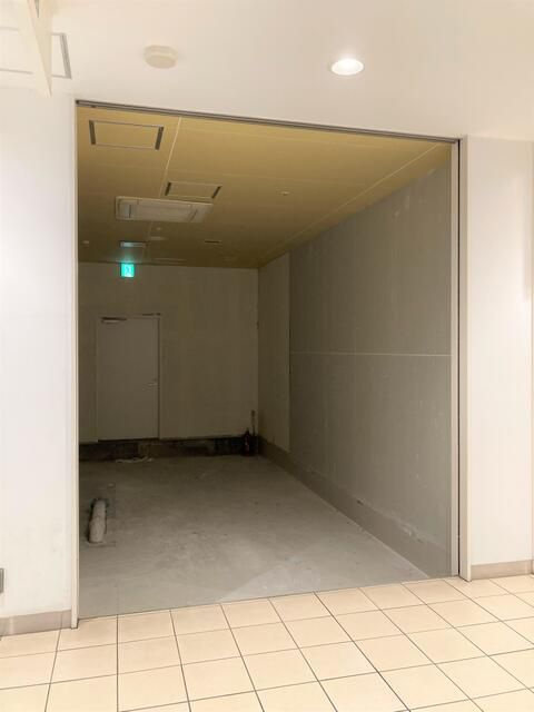 戸塚西口共同ビル（トツカーナ）