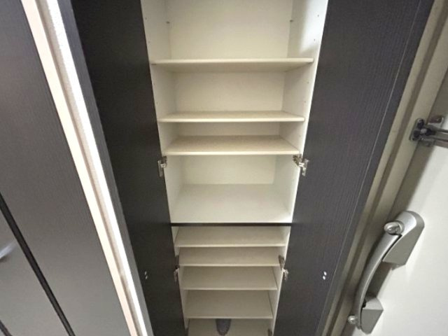 プレジール灘の収納