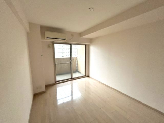 プレジール灘の寝室