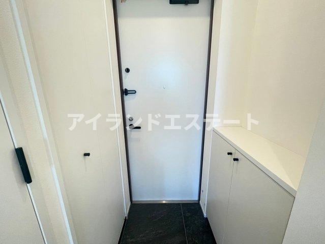 東が丘ガーデンズ　築浅　デザイナーズ　オートロックの玄関