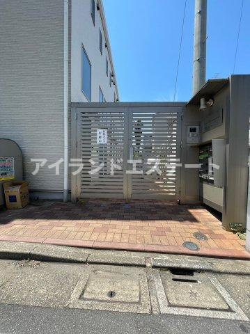 エピ駒沢　メゾネット　駅近　オートロックのエントランス