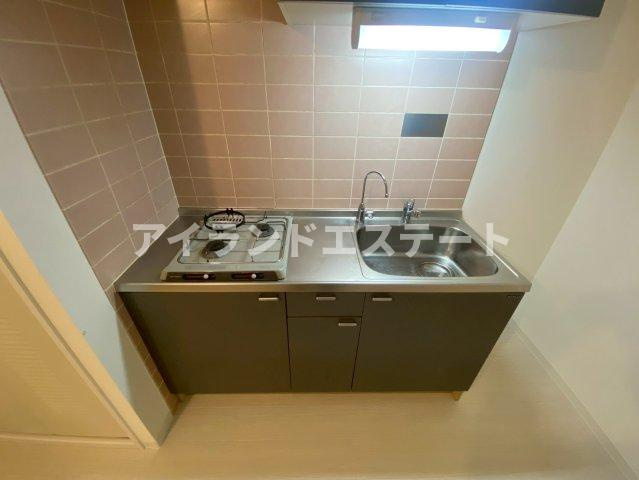 CLUB　LANAI　MEDITERRANEAN　角部屋　通風良好のキッチン