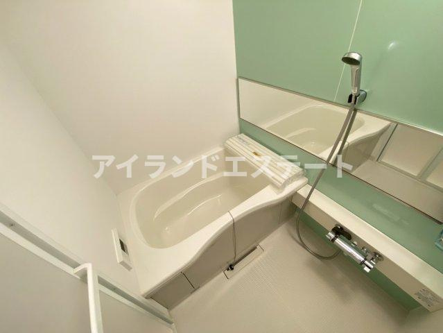 ヴィラ・シンビオーズ三軒茶屋　オートロック　通風良好の浴室