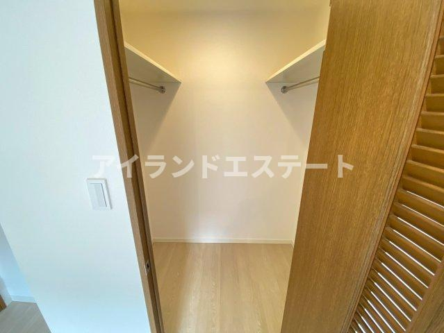 SOCIETY KAKINOKIZAKA ANNEX　敷地内駐車場有　オートロック　ファミリー向けの収納