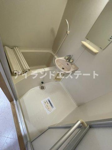 プチプルハイム駒沢　バストイレ別　角部屋　駒沢公園至近の浴室