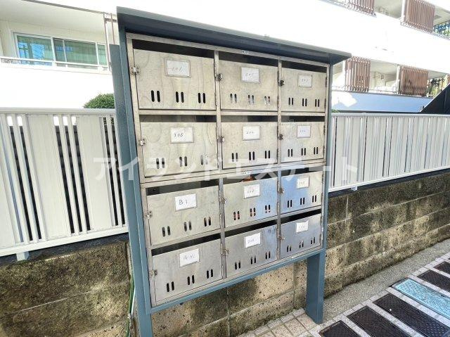 マンションパール世田谷　礼金0　敷金0　陽当たり良好　最上階のその他共用部分