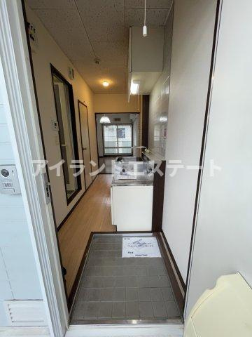 コートハウスI　ペット相談　角部屋　宅配BOXの玄関