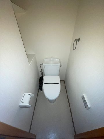 WISTERIA KOMAZAWA　床暖房　免震構造　駅近　バイク置場のトイレ