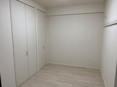 【洋室】 | シャーメゾンステージ碧・湯田